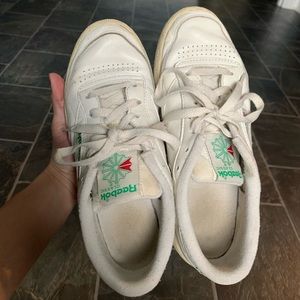 Reebok vintage sneakers!